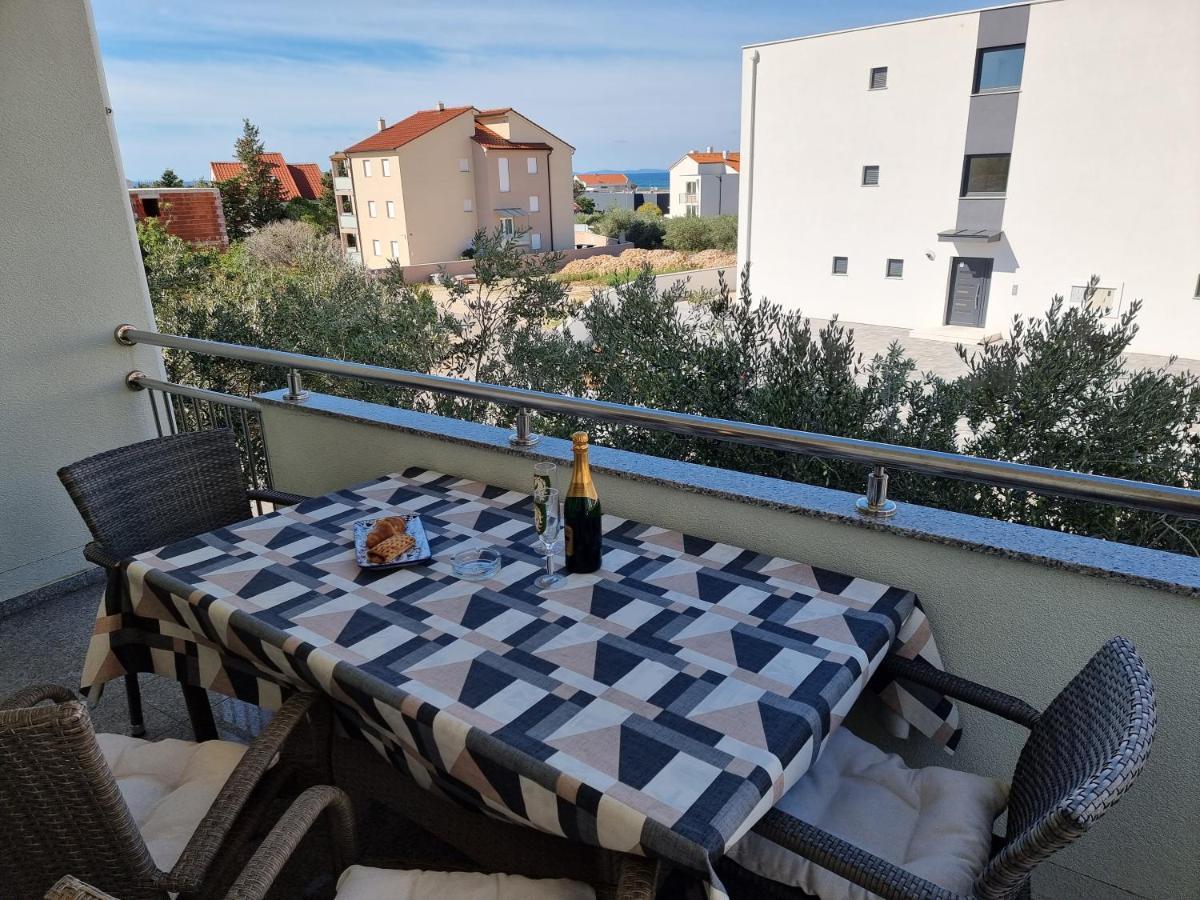 The Golden Grotto Apartments نوفاليا الغرفة الصورة