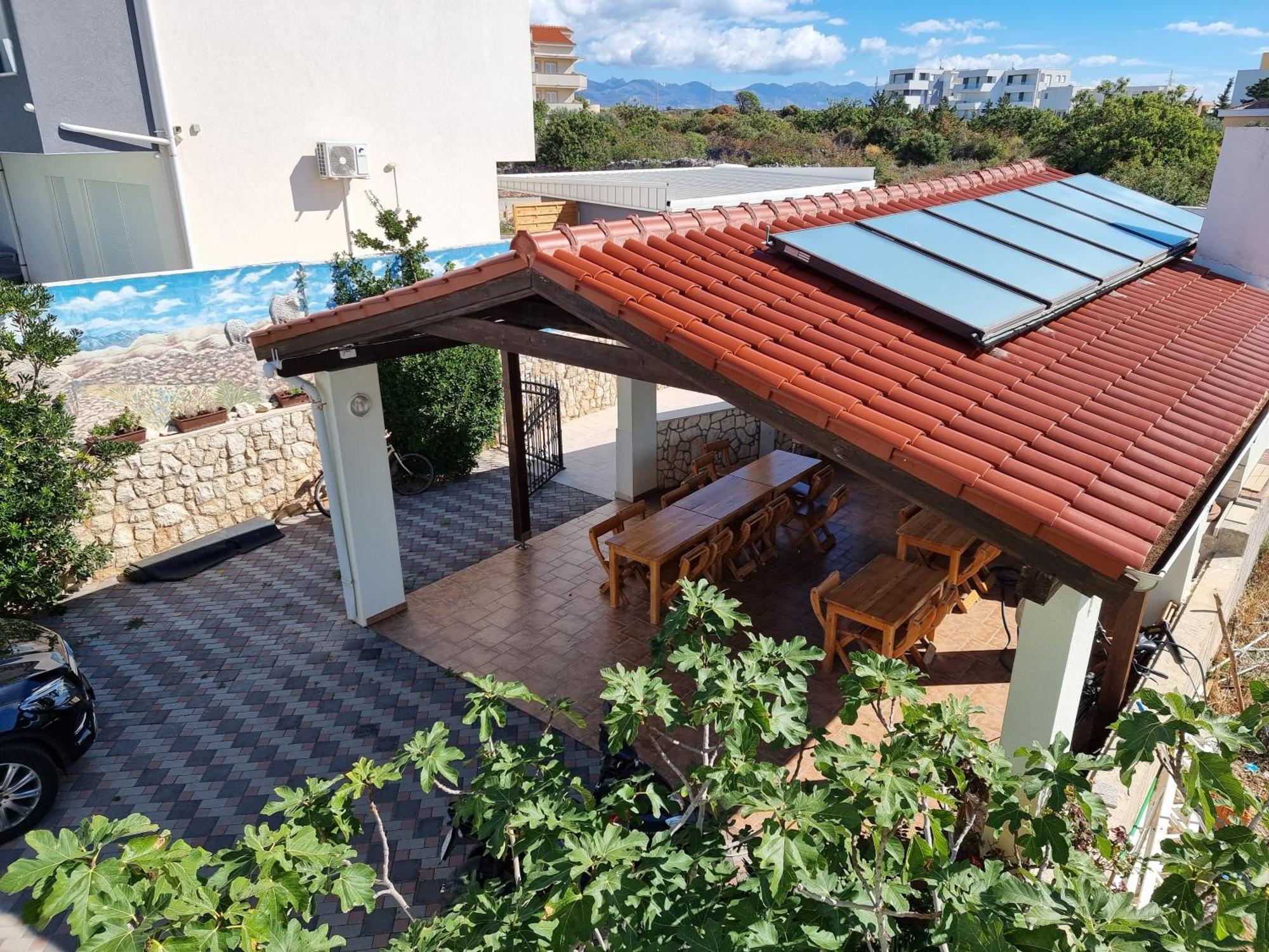 The Golden Grotto Apartments نوفاليا المظهر الخارجي الصورة