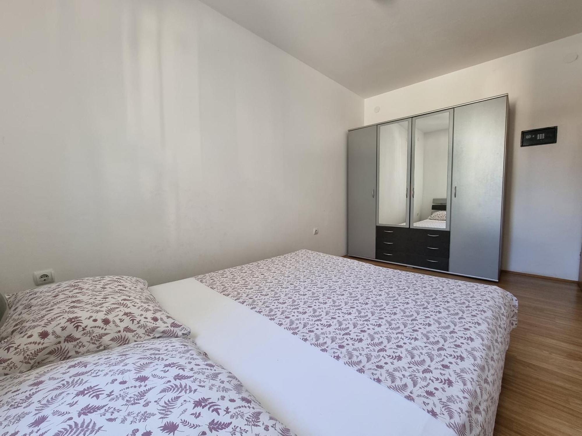 The Golden Grotto Apartments نوفاليا المظهر الخارجي الصورة