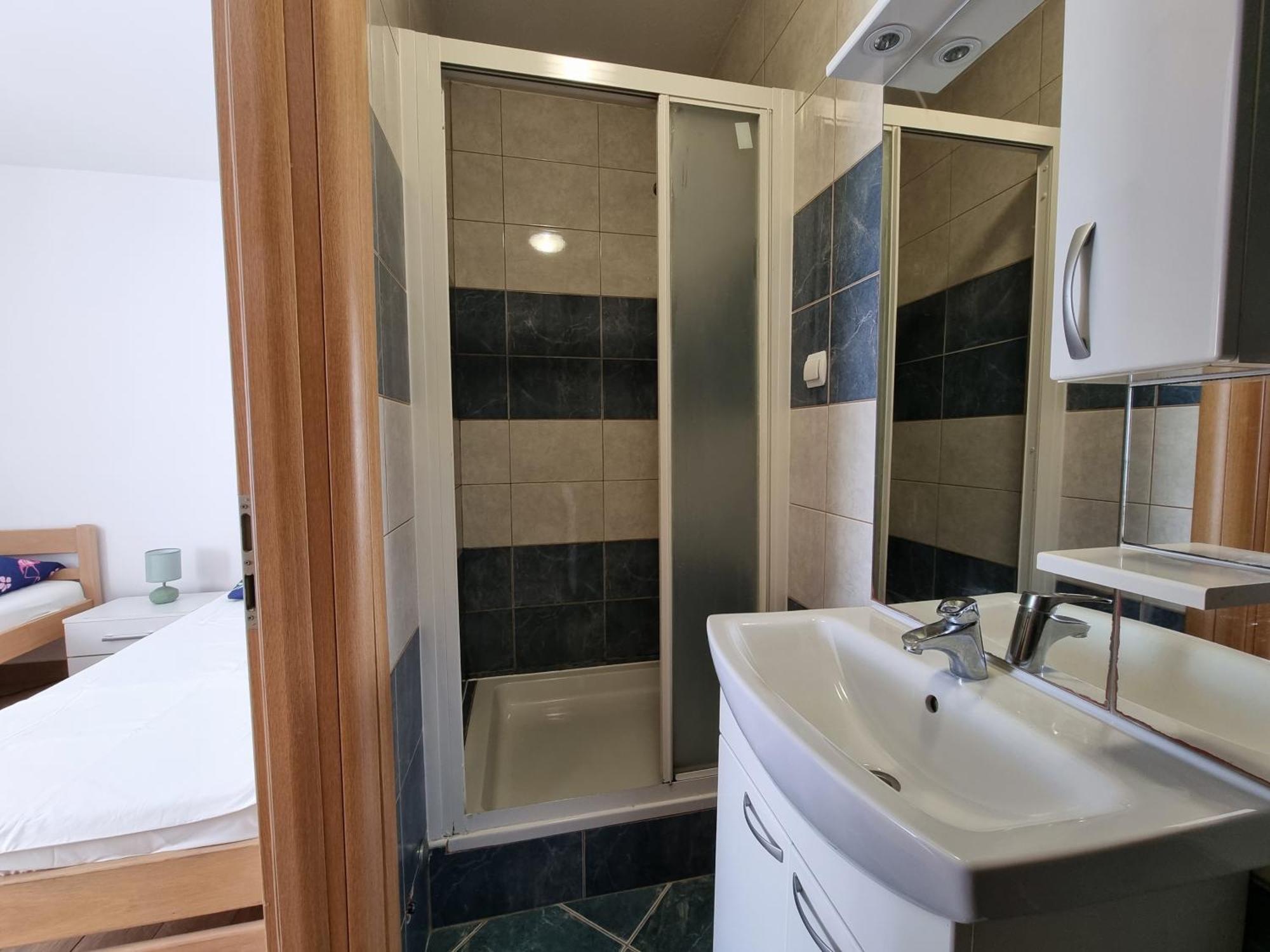 The Golden Grotto Apartments نوفاليا الغرفة الصورة