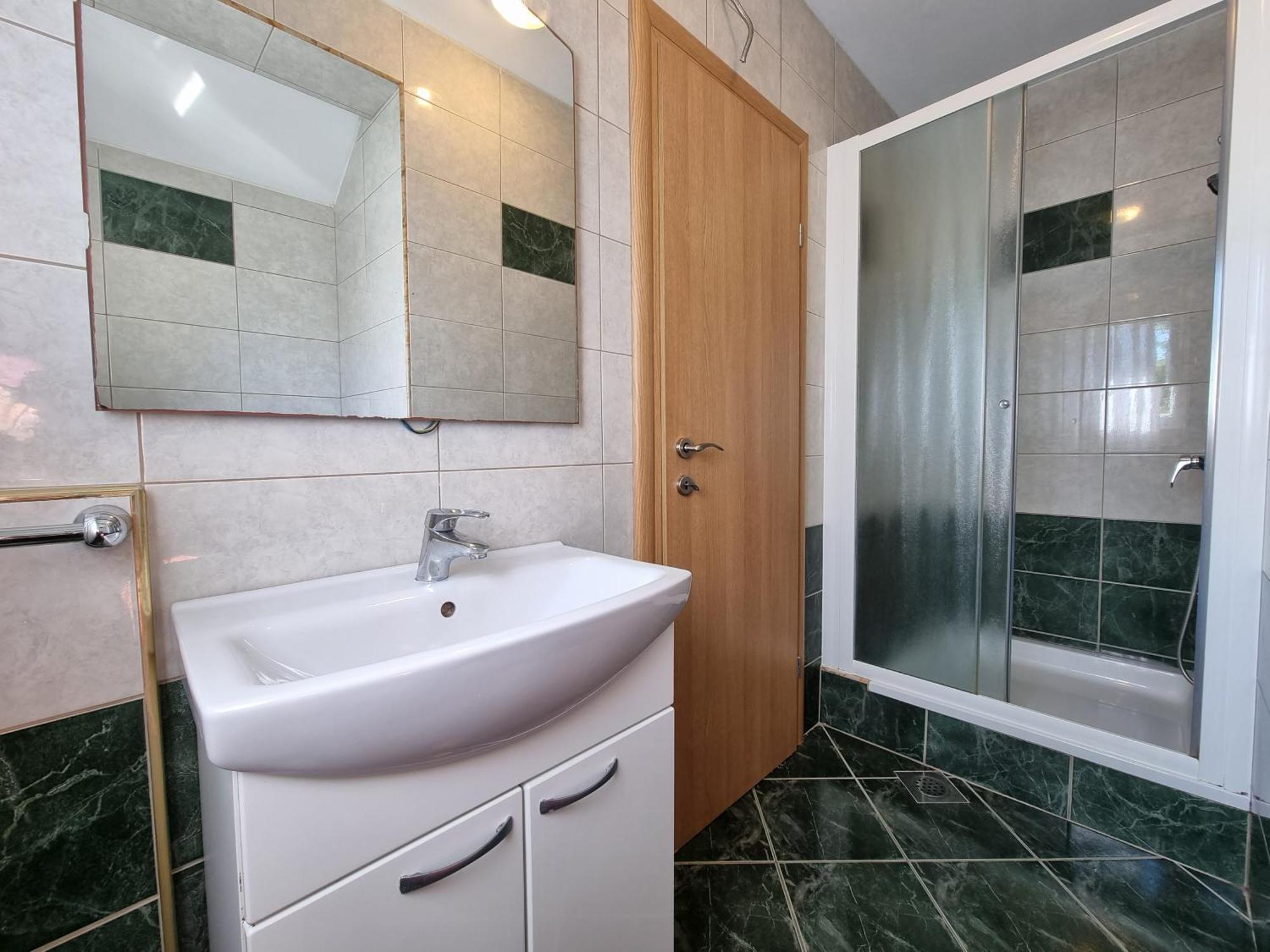 The Golden Grotto Apartments نوفاليا الغرفة الصورة